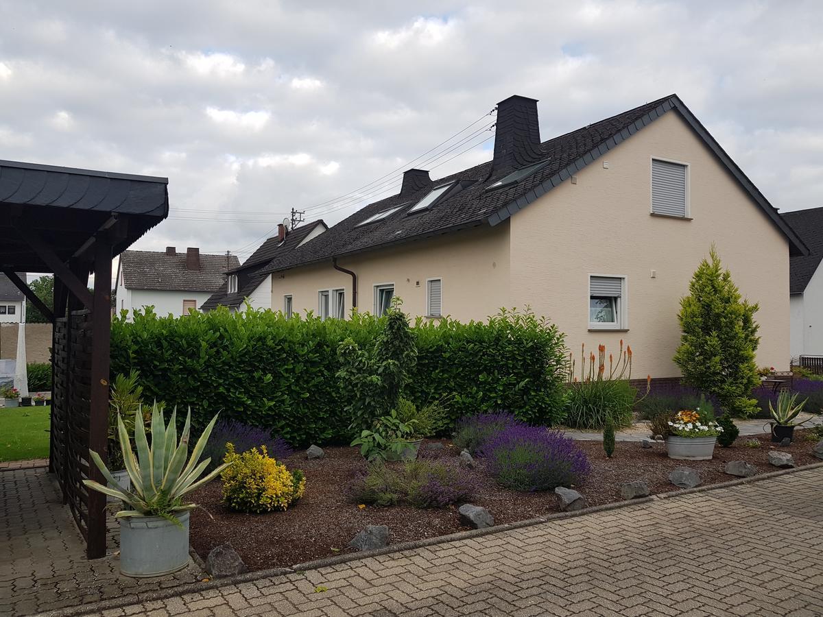 Ferienwohnung Hedi Mertloch エクステリア 写真
